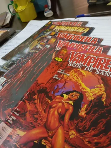 6 gibis espetacular da Vampirella