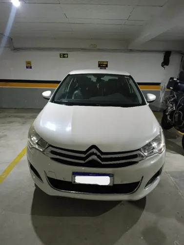 Citroen C4 Lounge Exclusive 1.6 Turbo 4P Aut. 2014