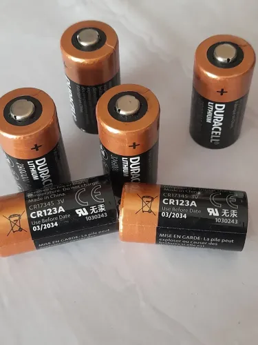 Pilhas bateria lithium cr123a 3v duracel 6 unidades preço 180,00 reais