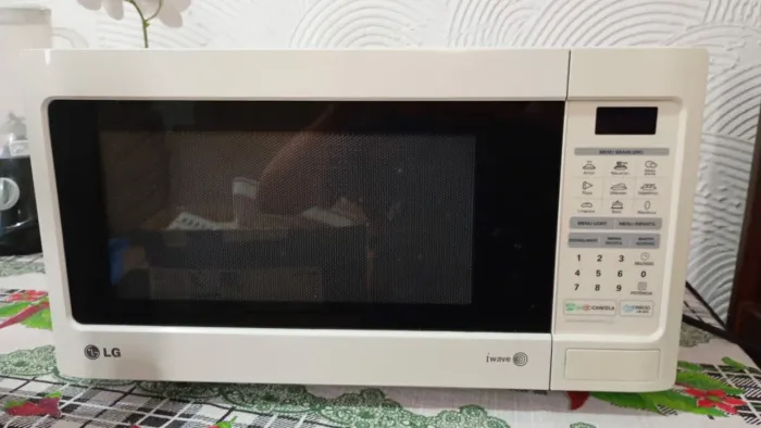 Microondas LG iwave 30Litros