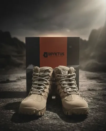 bota invictus tractor hiking desert 42