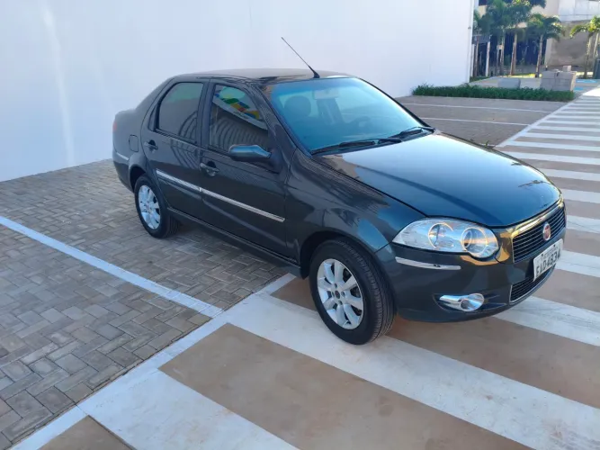 Fiat Siena HLX 1.8 MPI Flex 8V 4P 2008