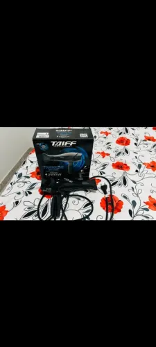 Vendo um secador de cabelo