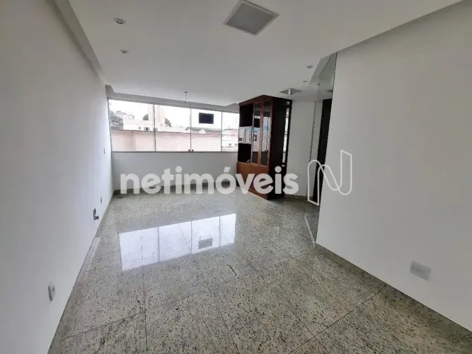 VENDA APARTAMENTO 3 QUARTOS COM SUÍTE, PRÉDIO COM ELEVADOR !
