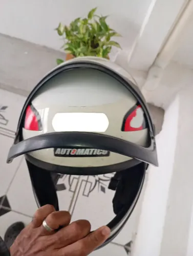 Capacete
