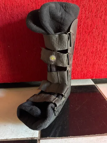 Bota altopedica