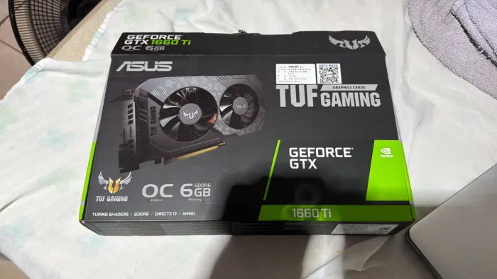 Placa de vídeo ASUS 1660 Ti 6gb ddr6 com caixa