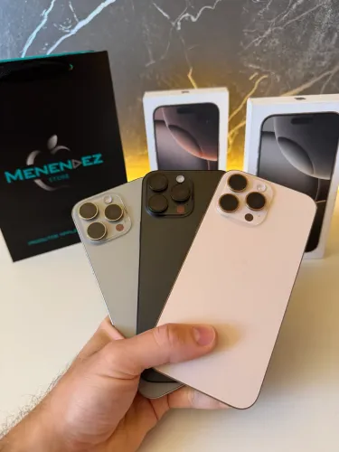 Iphone 16 Pro Max 256gb Semi Novos, impecáveis! TROCAS