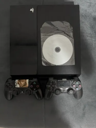 Ps4 fat desbloqueado 2 controles