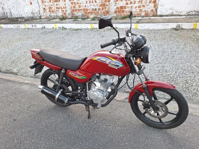 Escape Coyote RS5 Boca 8 Seminovo