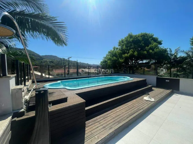 Casa para aluguel, 3 quartos, 1 suíte, 2 vagas, Fábio Silva - Tubarão/SC