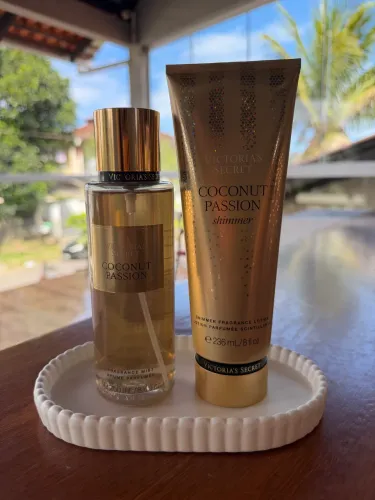 BODY SPLASH E CREME HIDRATANTE VICTORIA SECRET