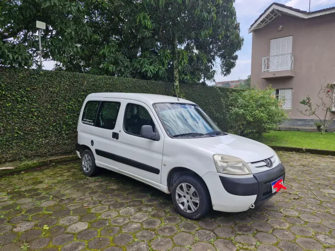 Peugeot Partner Van Escapade 1.6 Flex 16V 5P 2012