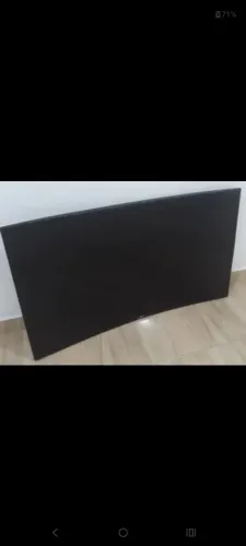 TV Samsung 49 polegadas Smart Curva 4K ( com defeito)