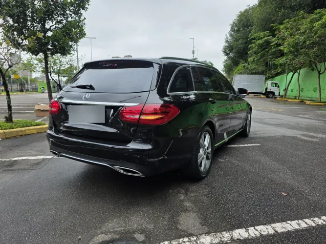 Mercedes-Benz C-300 Estate Avantgarde 2.0 245cv Aut. 2017