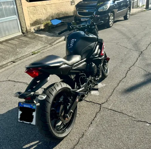 Yamaha XJ6N 2015 impecável.