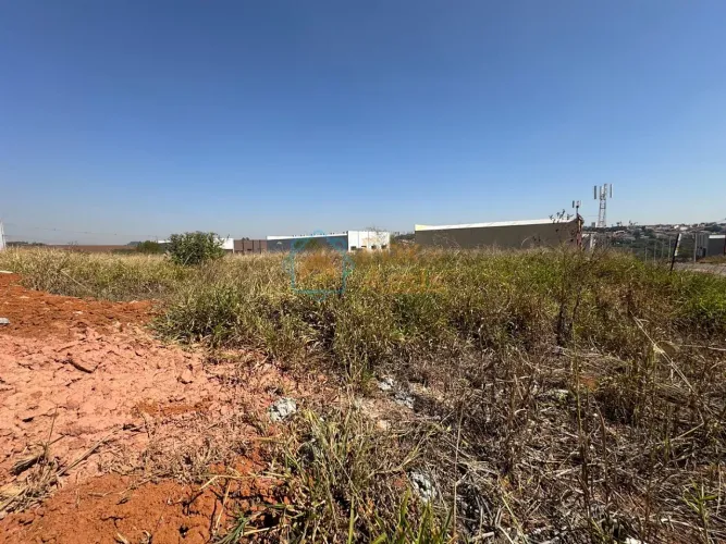 Terreno á venda Industrial.