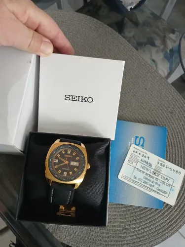 Relógio SEIKO AUTOMÁTICO, estado de zero, exemplar belíssimo de coleção na caixa