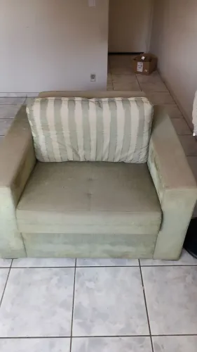 Vendo Sofá cama solteiro