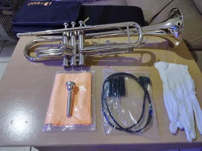 Conjunto Trompete VEDO Standard Bb Student