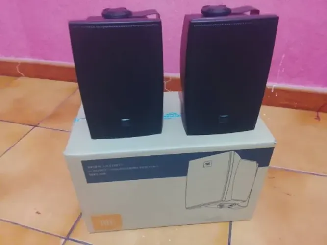 Caixas som jbl zeradas