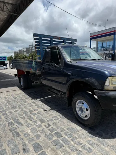 Frete com F4000