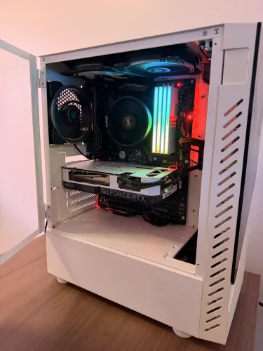 PC GAMER R5 5700X + RTX 4060ti + 32gb Ram