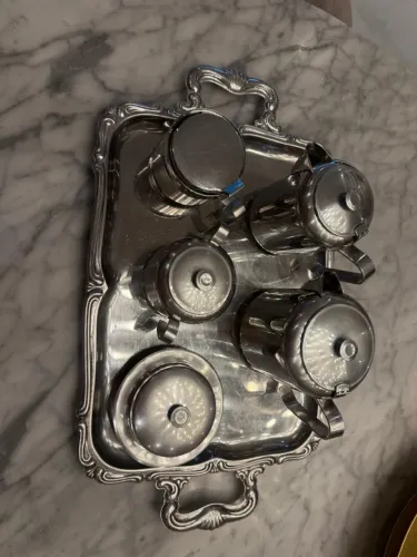 Conjunto antigo em Inox de Chá e café com manteigueira açucareiro e leiteira