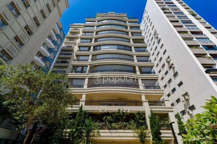 Apartamento 365m² com 4 Suítes e 6 Vagas com Vista para a Praça do Sol