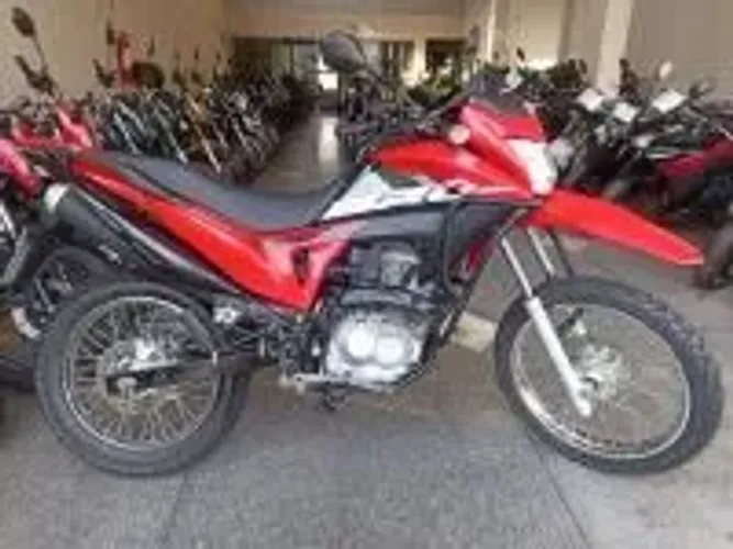 Bros 160 vermelha 2015