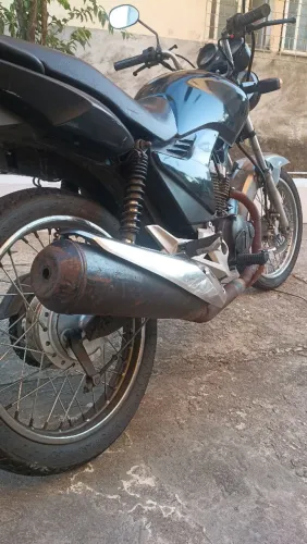 Vendo moto Titan 125