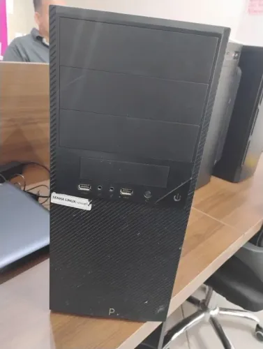 Computador Desktop Intel i5 (6ª Ger) - 8GB RAM - 1.8TB Armazenamento