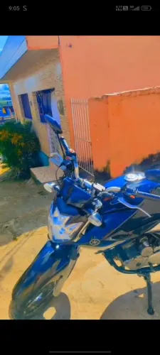 Moto Yamaha Fazer 2014