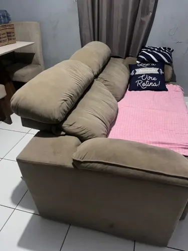 Sofá retrátil