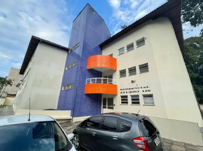 Ótimo studio no bairro Trindade, muito perto da UFSC!
