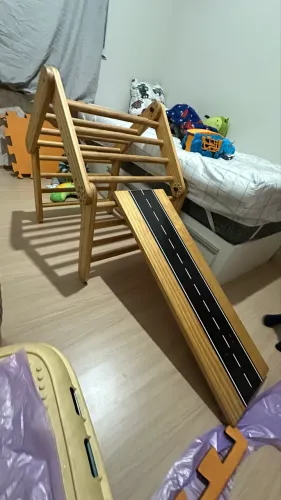 TRIÂNGULO DE PIKLER BEBRINQUE COM RAMPA - EXCELENTE ESTADO
