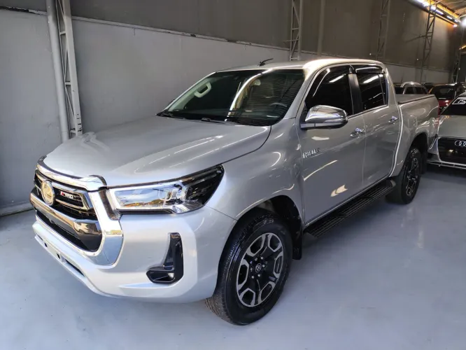 Toyota Hilux CD SRX 4X4 2.8 TDI 16V Diesel Aut. 2022