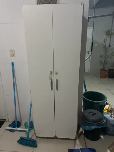 Armário área de serviço