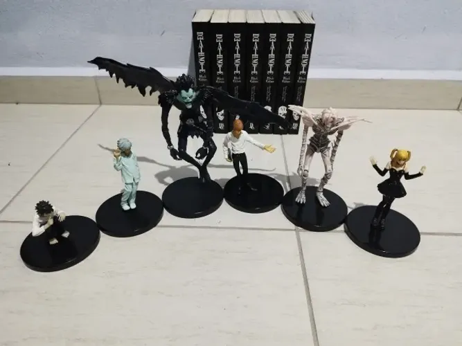 Coleção de mangás e Livros e Figure Action Death Note!
