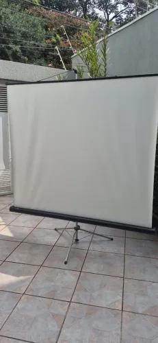 Tela para projetor retrátil Tech 2x2M