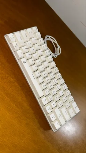 TECLADO MECÂNICO 60% BRANCO