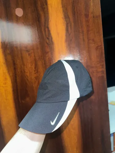 Boné Nike GolfClub Preto