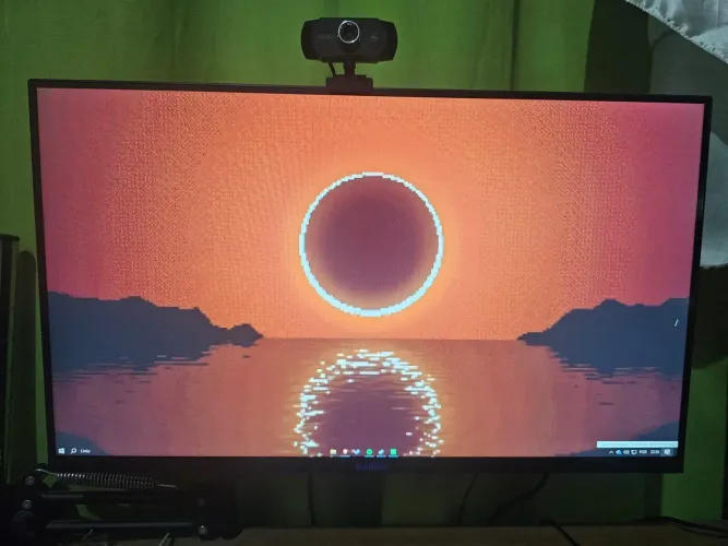Monitor Mancer 27 polegadas, com um pequeno detalhe na tela