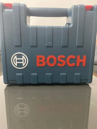 Furadeira d impacto Bosch GSB 750w 127V 1/2 