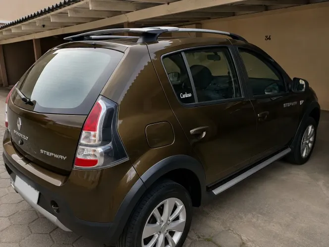 Renault Sandero Stepway Hi-power 1.6 8V 5P 2014