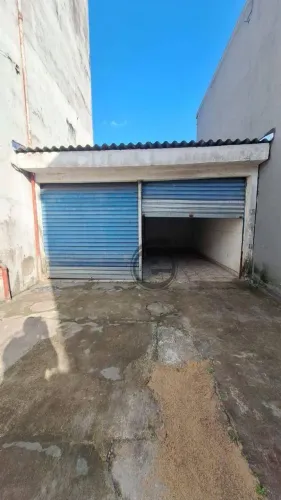 Box/Garagem para alugar por R$ 1.000/mês - Vila Paulista - Cubatão/SP