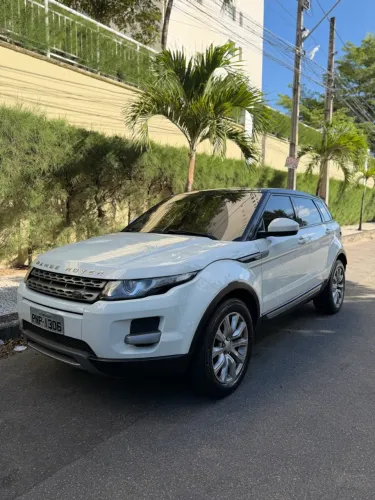 Land Rover Range Rover Evoque Pure 2.0 Aut. 5P 2015