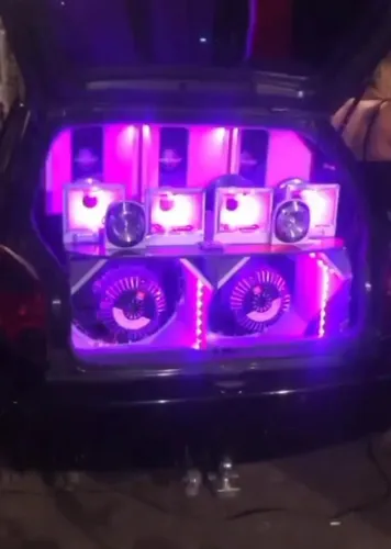 Som automotivo