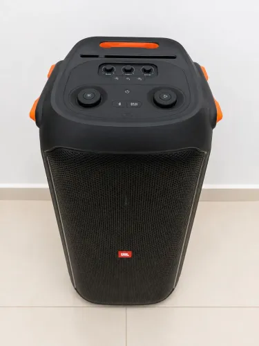 Jbl party box 710