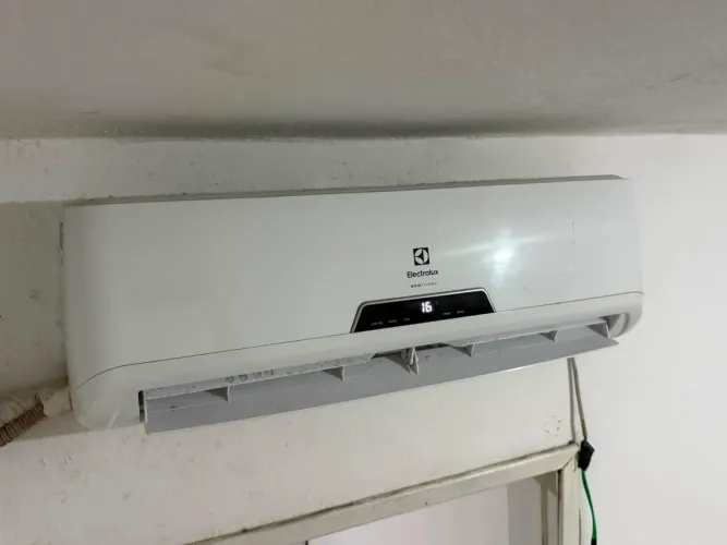 AR CONDICIONADO ELECTROLUX